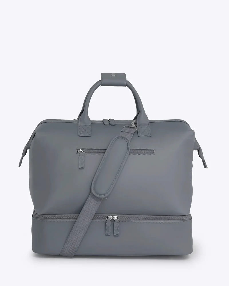 Smart Carry-On Suitcase for Students & Frequent Travellers