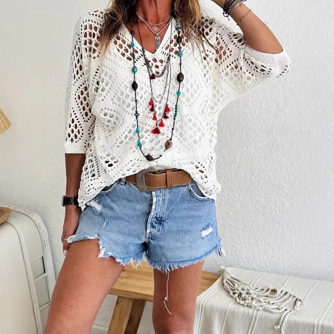 Spring And Summer V-Neck Rhombus Hollow Bat Sleeves Women'S Sweater Blouse Knitted Women'S Clothing