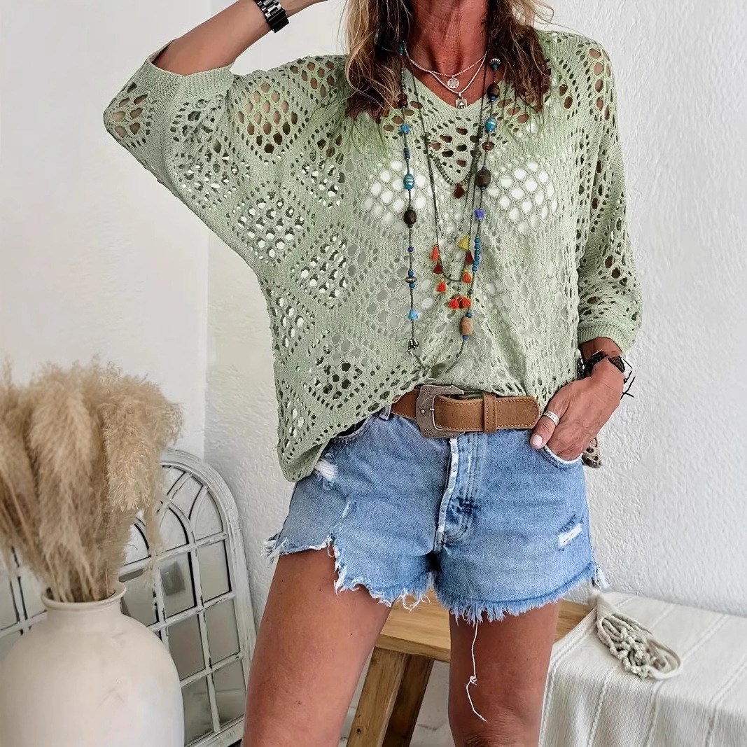 Spring And Summer V-Neck Rhombus Hollow Bat Sleeves Women'S Sweater Blouse Knitted Women'S Clothing