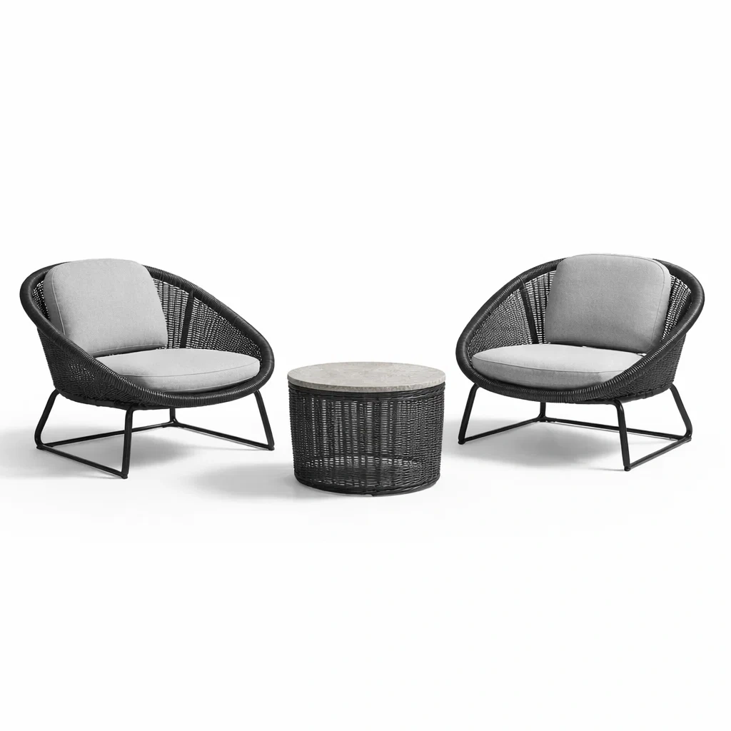 Set da relax piccolo in rattan sintetico con cuscini grigi e tavolino in cemento-URBANCOMFORTLIVING