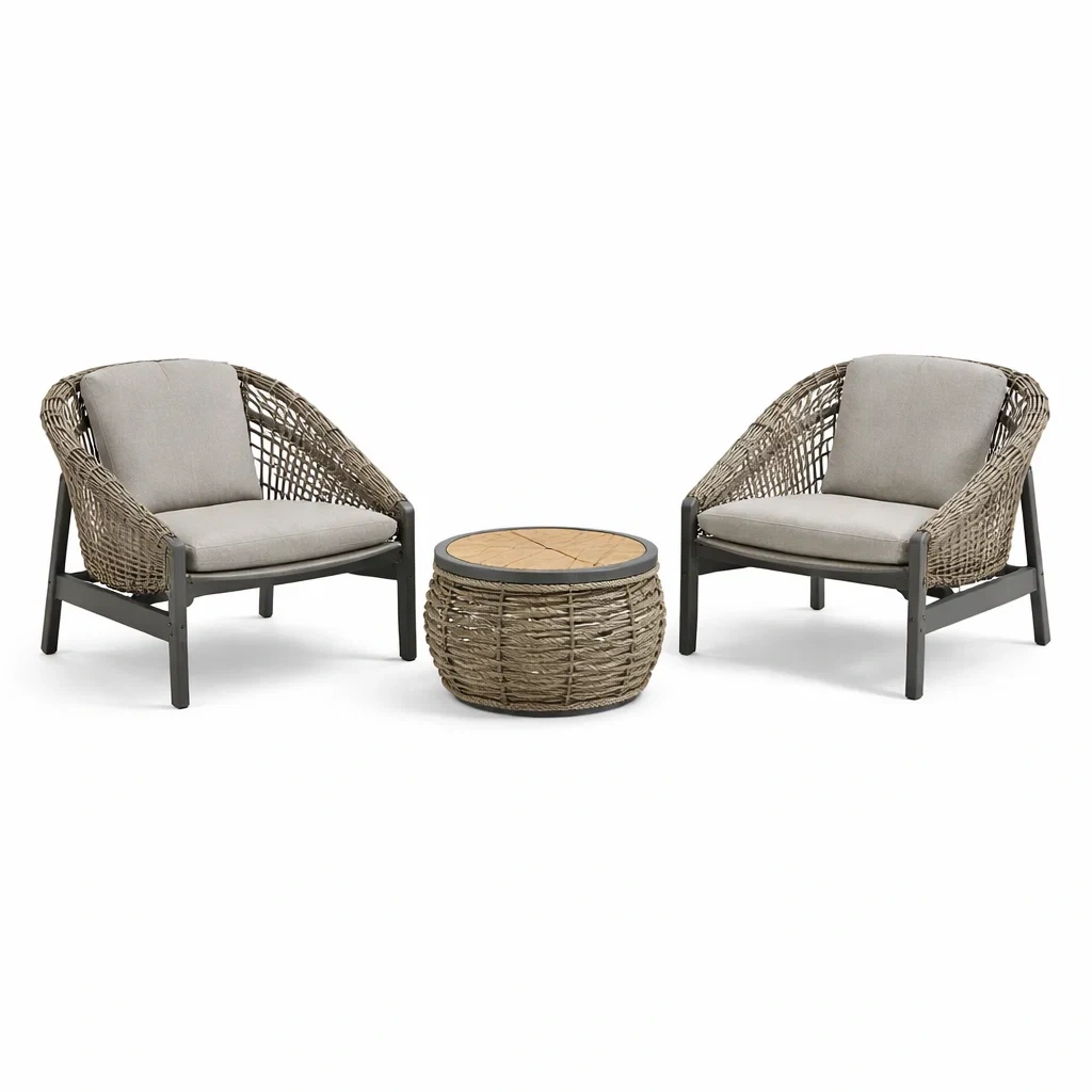 Set da relax piccolo in rattan con sedie e tavolino-URBANCOMFORTLIVING