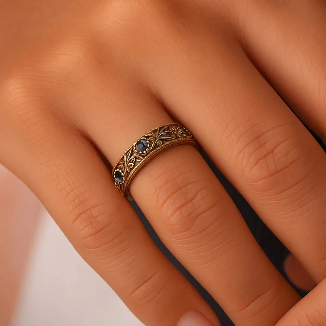 💍 Everyone Is Noticing This Blue Leaf Ring — And It’s Easy to See Why