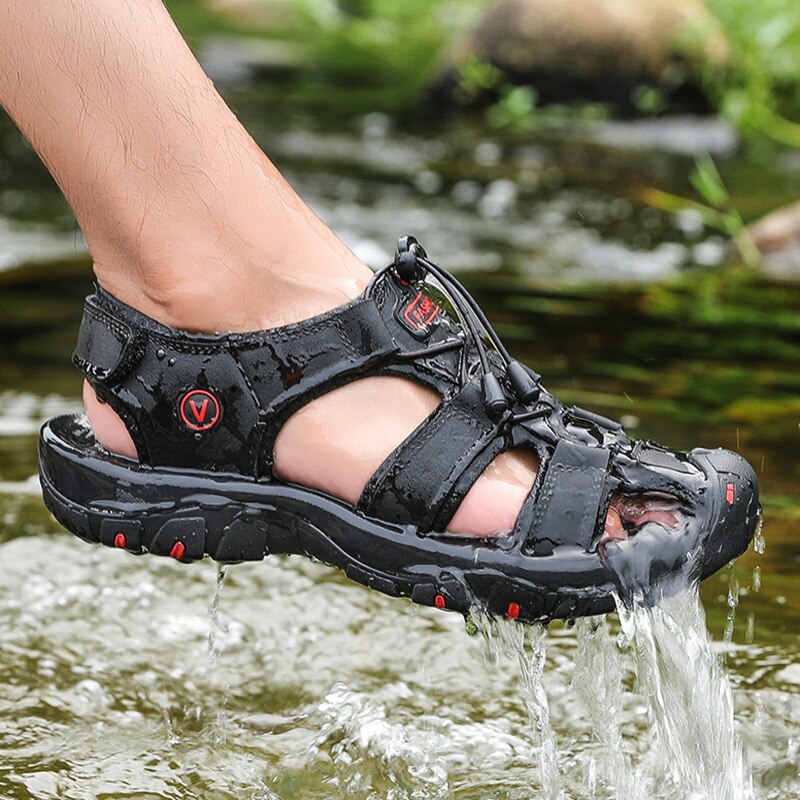 🔥Now 70% Off! LAST DAY!🛒Breathable sandals and beach shoes for both men and women, perfect for summer.