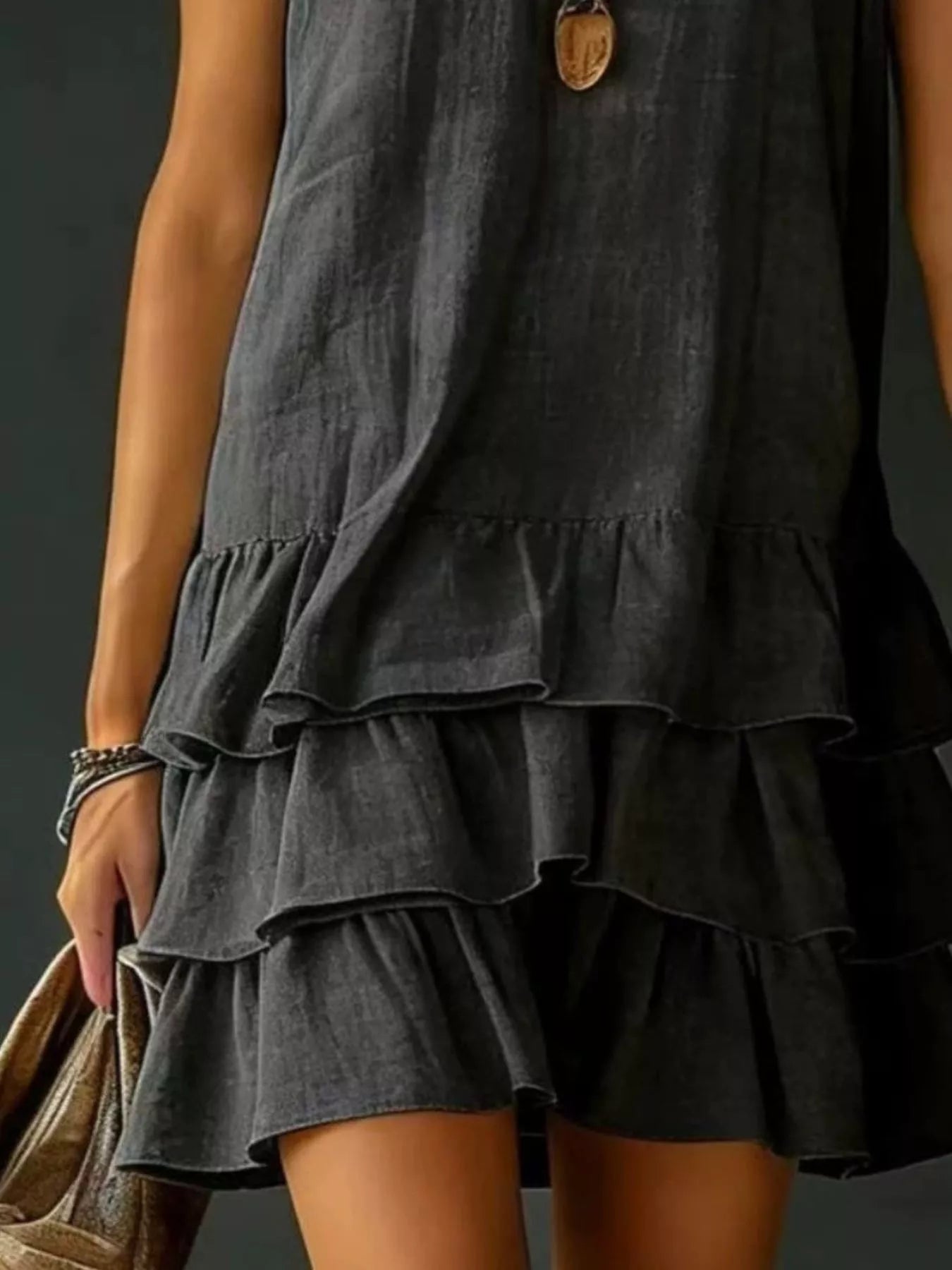 👗Full Size Ruffled Hem V-Neck Sleeveless Dress
