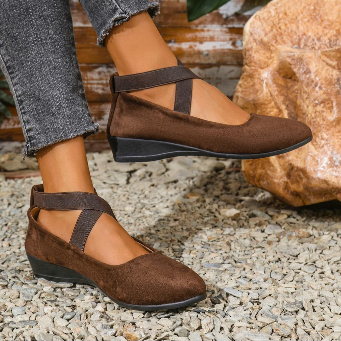 Capri Strap Wedges