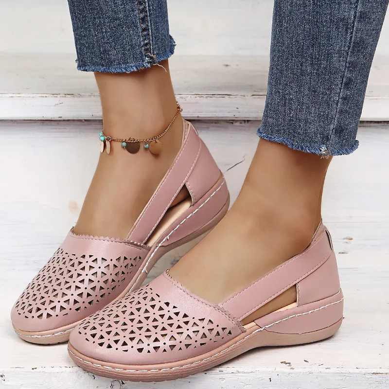 💝Last Day 70% OFF⭐Chic Women's Closed Toe Wedges - Wide & Large Size, Pain-Relief Arch Support