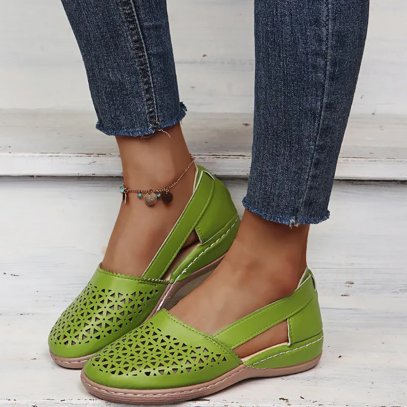 💝Last Day 70% OFF⭐Chic Women's Closed Toe Wedges - Wide & Large Size, Pain-Relief Arch Support