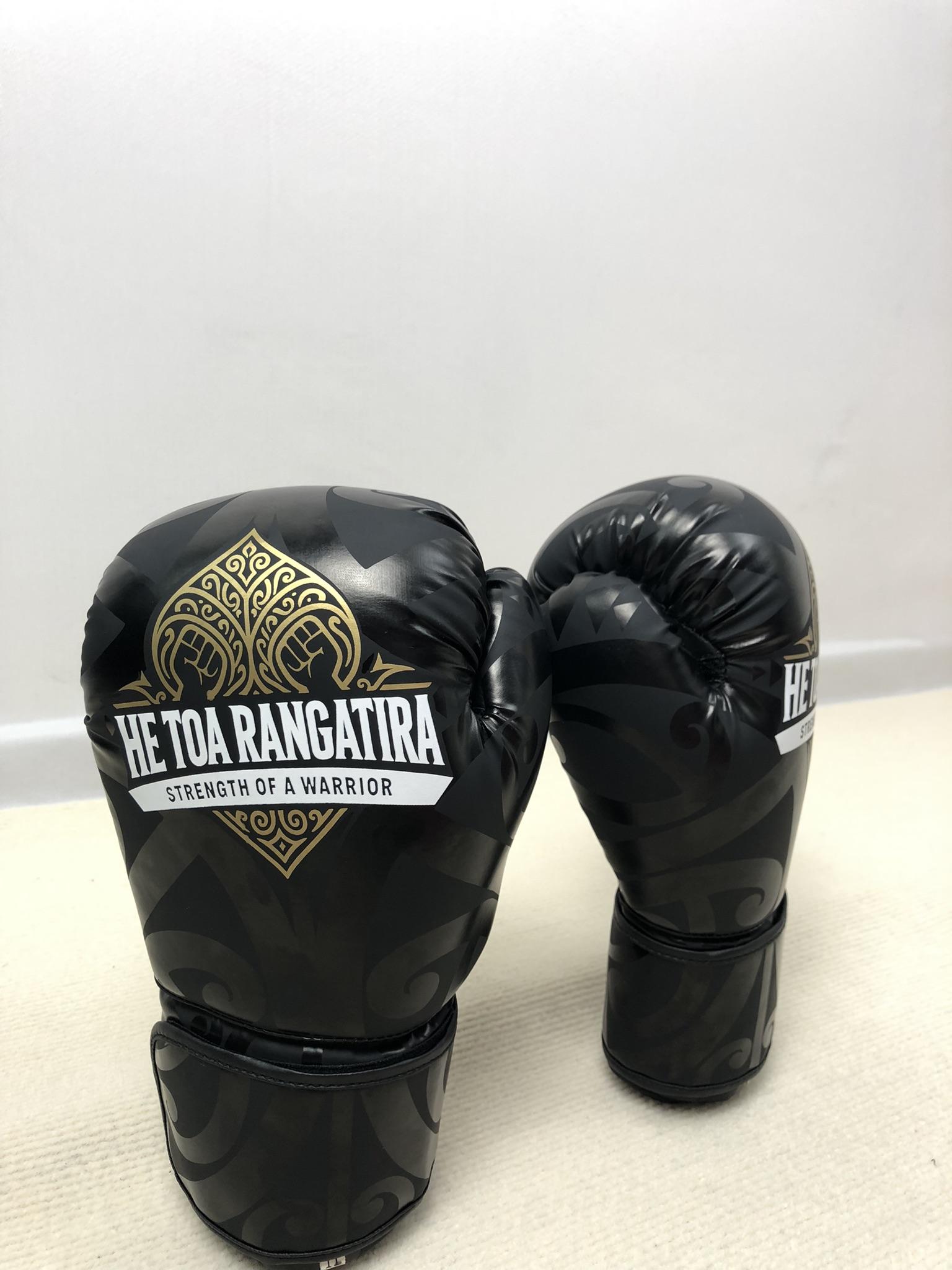 Black PU leather 12 oz MMA sports boxing gloves