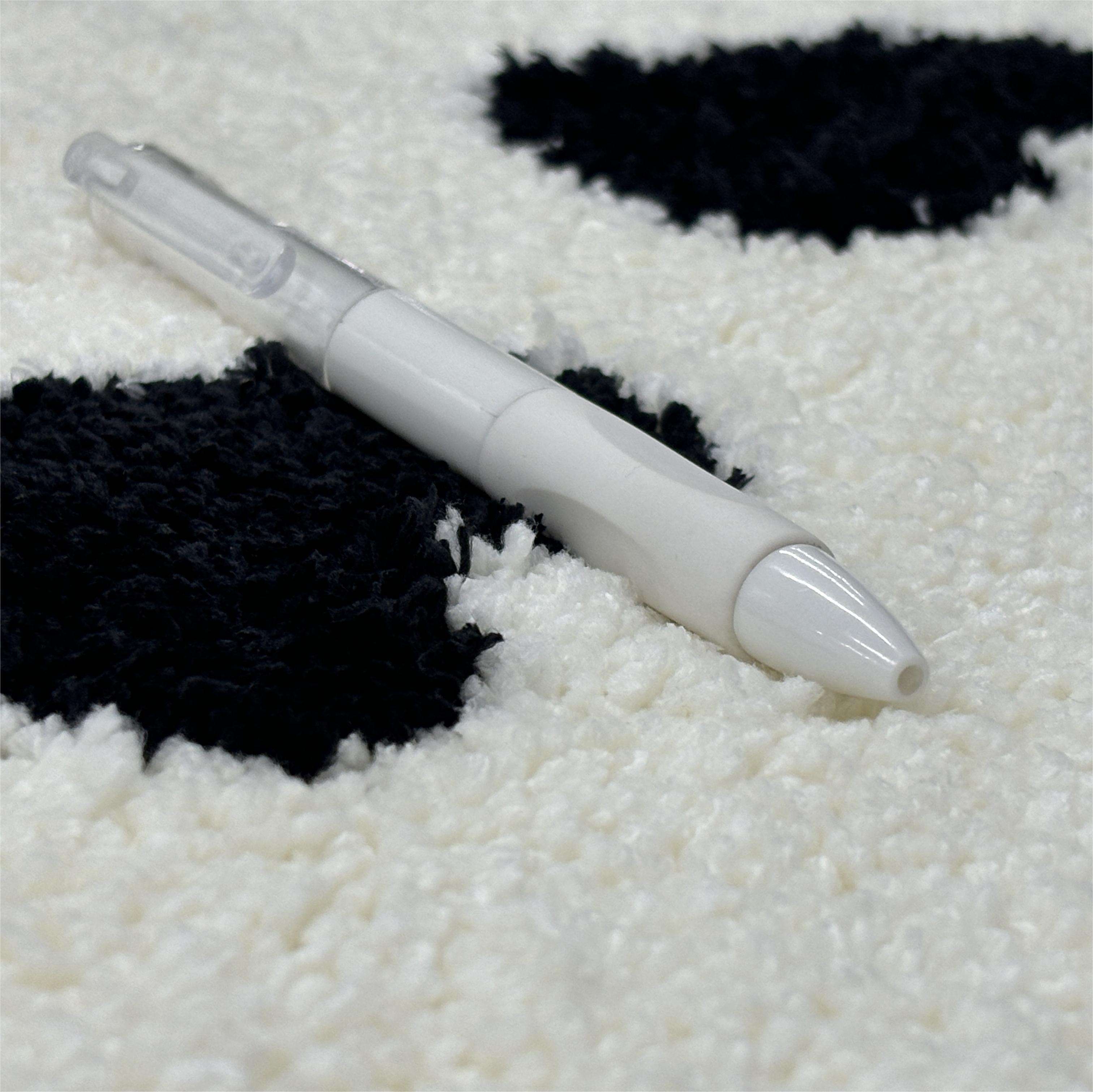 Space-saving jacquard rug, thick and foldable, stylish geometric pattern for small apartments.