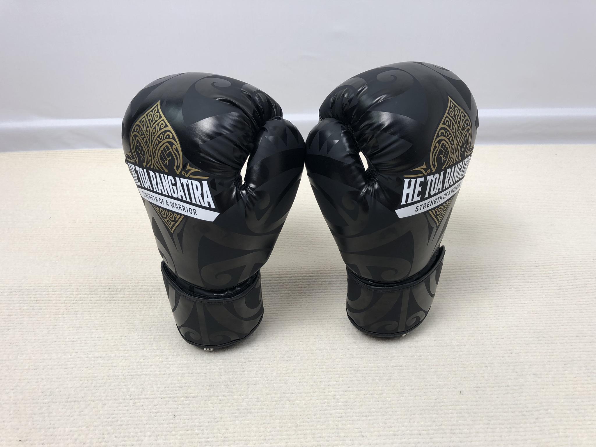 Black PU leather 12 oz MMA sports boxing gloves