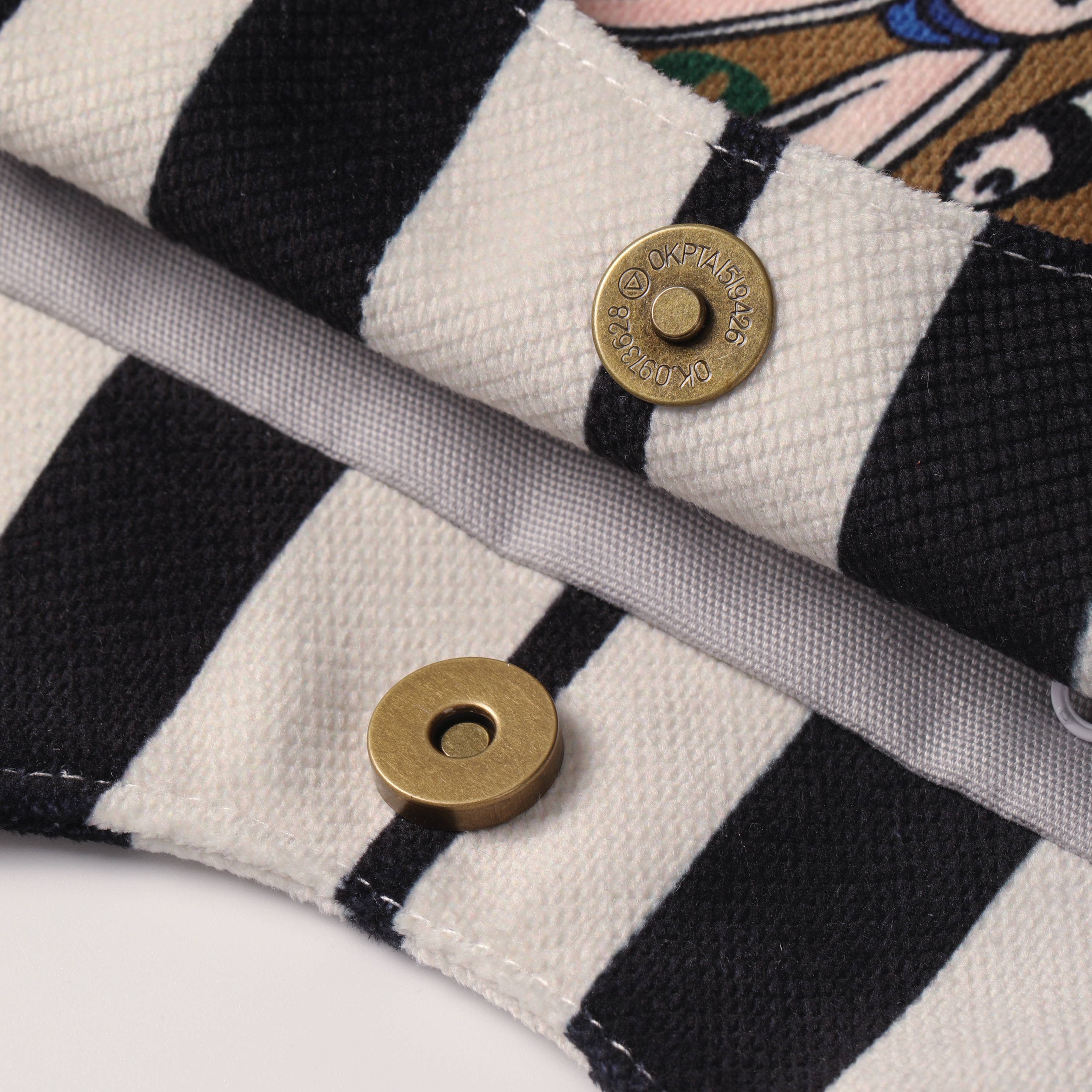 Black & White Stripe Shoulder Bag