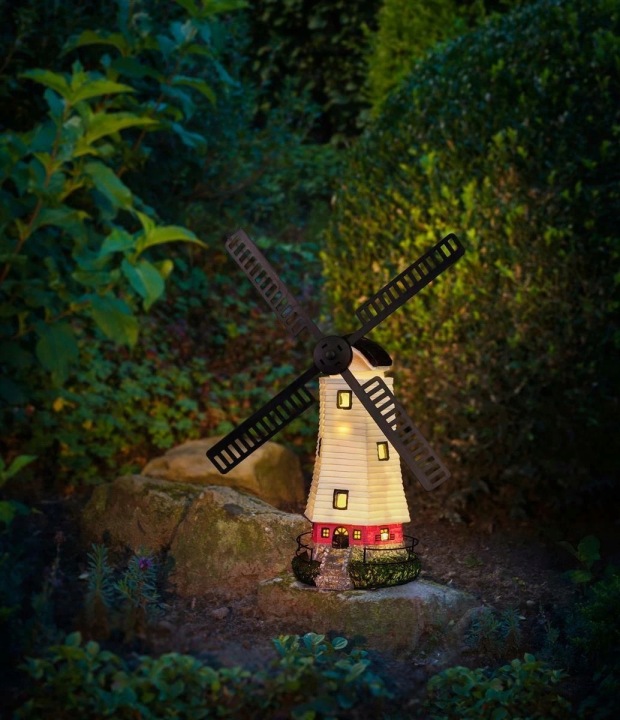 Solar Windmill Garden Light – Spins in the Wind, Glows at Night 🌾💨💡