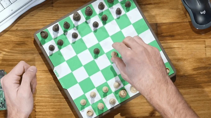 Modular Smart Chess Board 🎯♟️