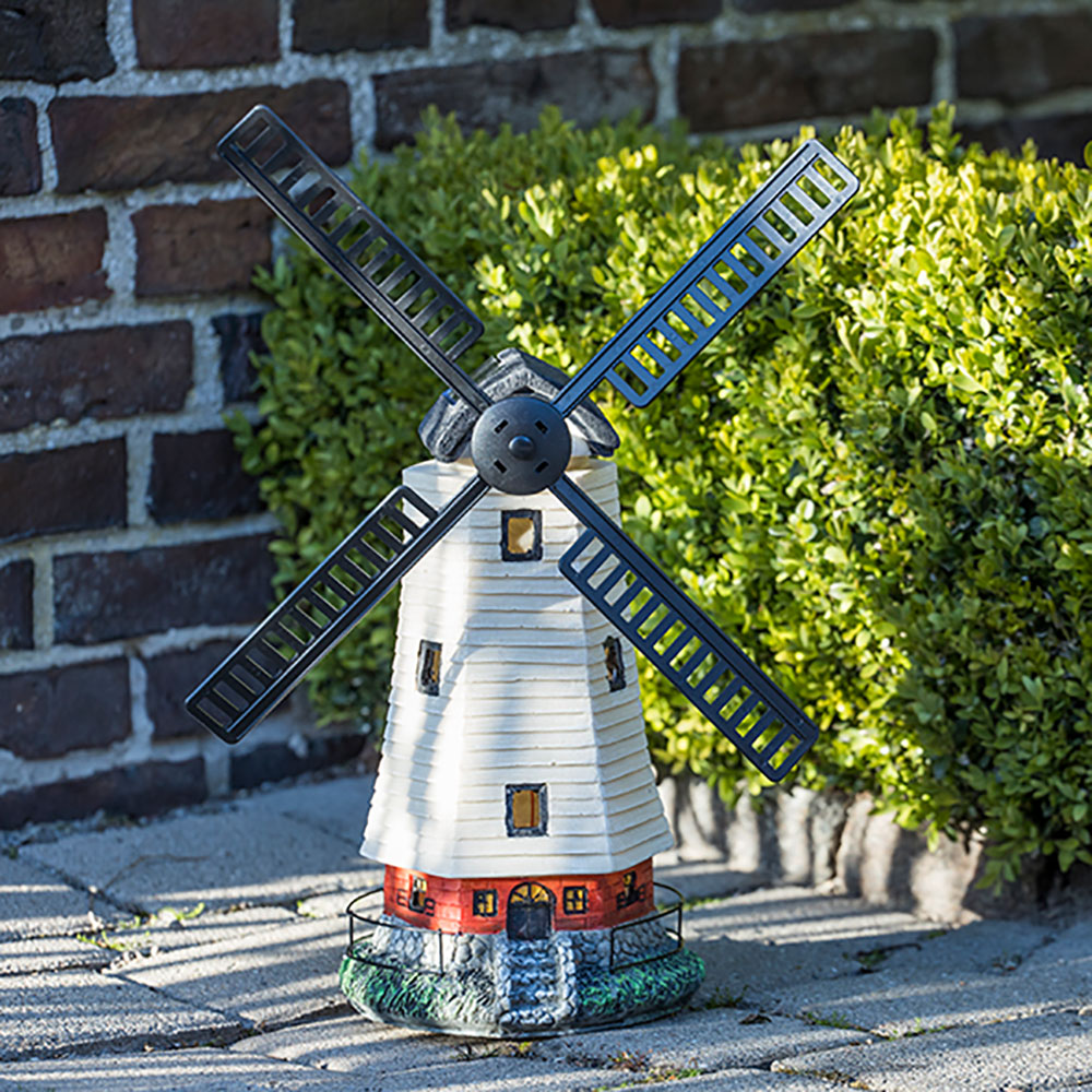 Solar Windmill Garden Light – Spins in the Wind, Glows at Night 🌾💨💡