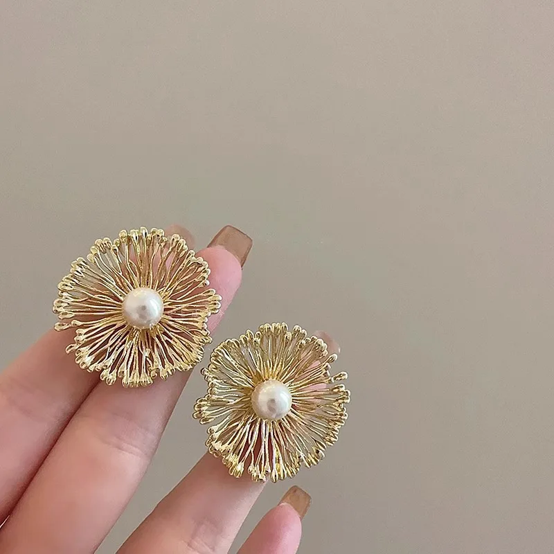 New 925 Sterling Silver Drop Earrings Golden Flower Petal Pearl Elegant For Women Girl Gift Jewelry Dropshipping Wholesale