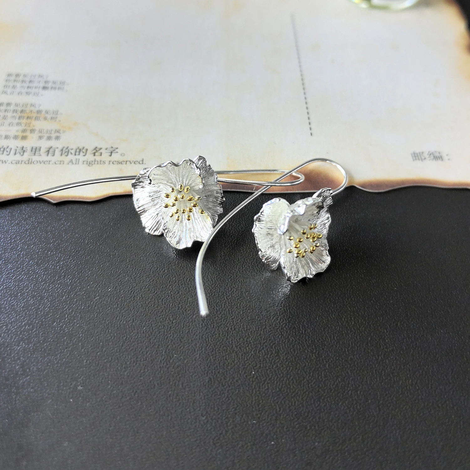 New 925 Sterling Silver Drop Earrings Golden Flower Petal Pearl Elegant For Women Girl Gift Jewelry Dropshipping Wholesale