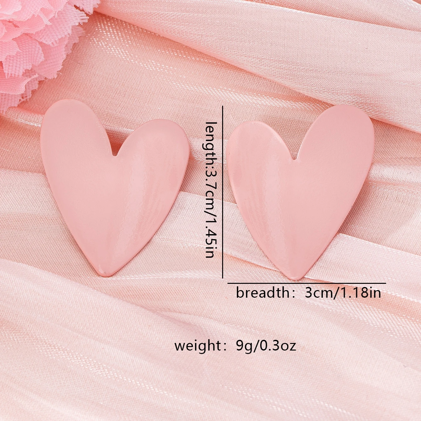 A Pair of Women's Earrings, Smooth Irregular Heart-Shaped Earrings, Suitable for Everyday Wear and Vacation Wear
