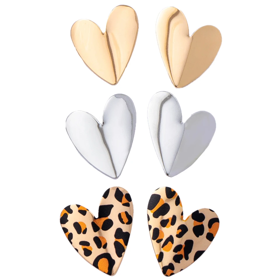 A Pair of Women's Earrings, Smooth Irregular Heart-Shaped Earrings, Suitable for Everyday Wear and Vacation Wear