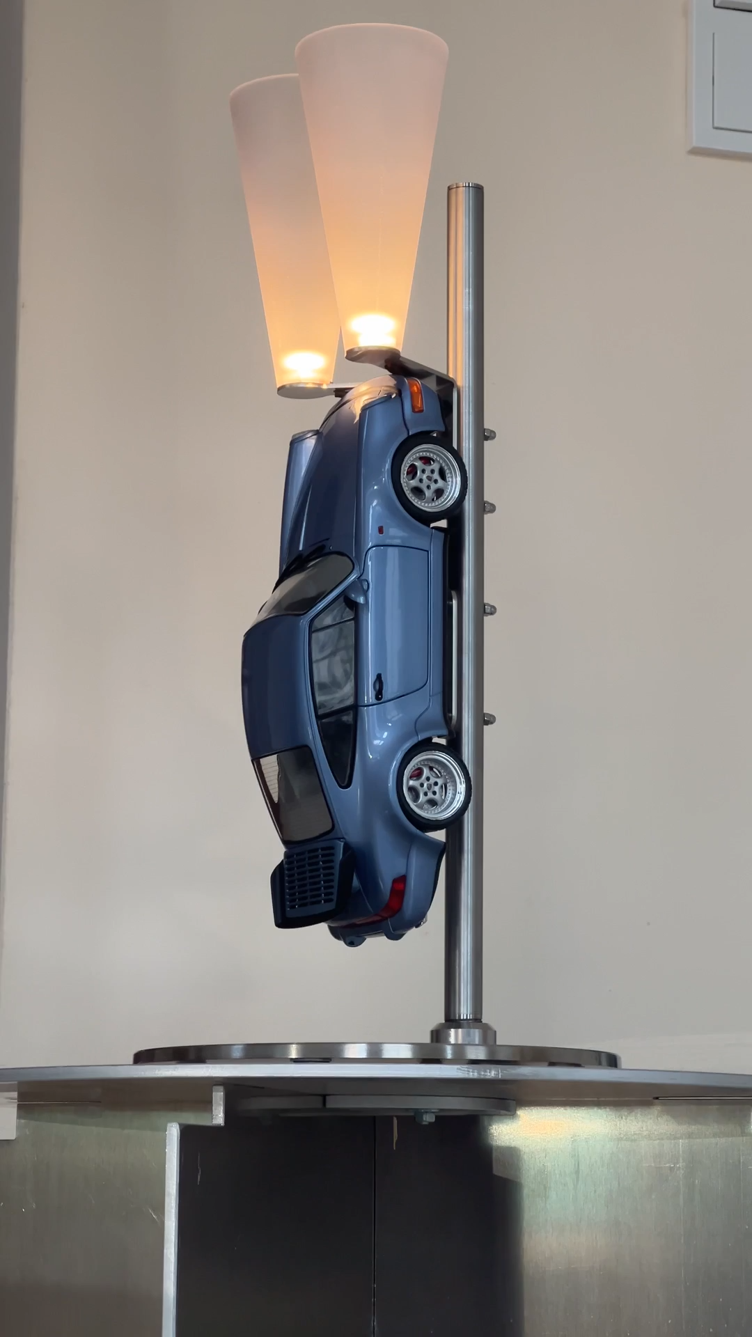 Iconic Sports Car Art Lamp 🚗💡