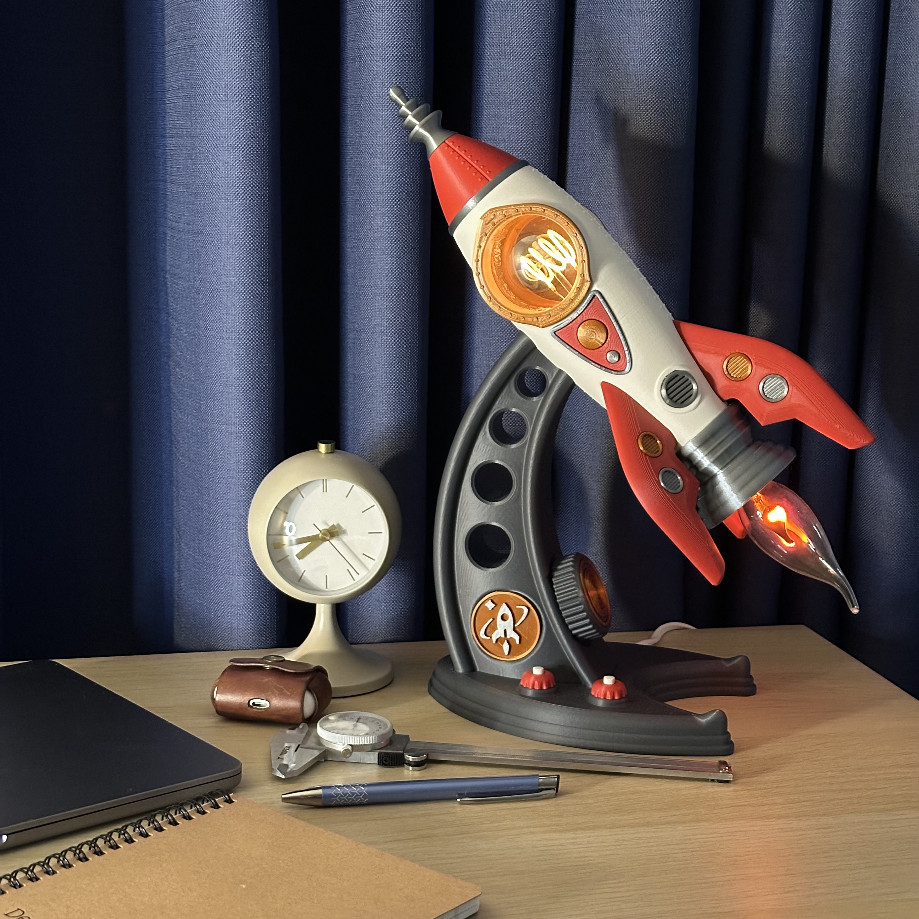 Retro-Futuristic Rocket Lamp 🚀🌌