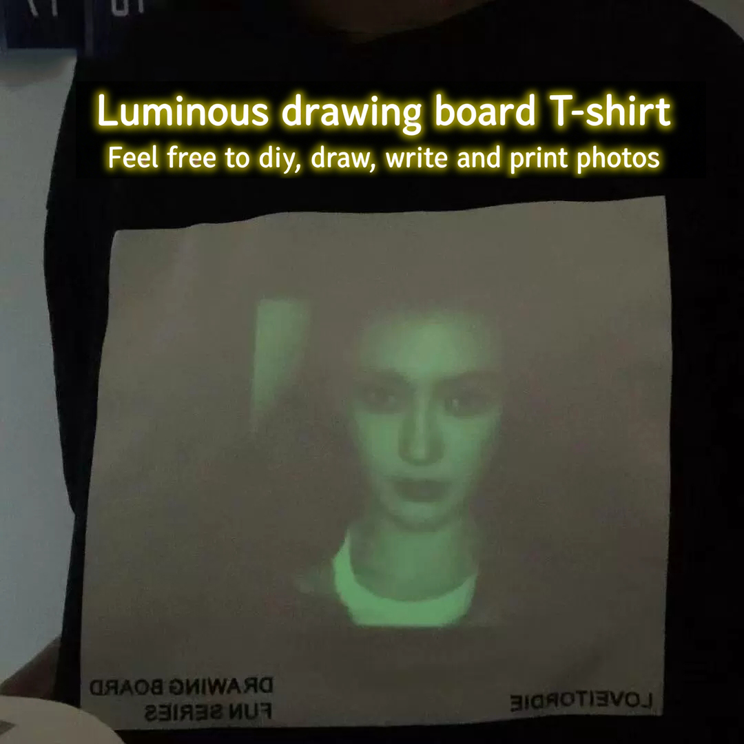 【Limited time offer: Buy one, get one 50% off. ⁣】 Glow-in-the-dark drawing board T-shirt - DIY your own drawing, writing, and photo printing