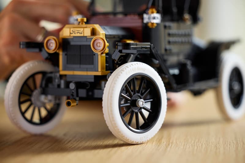 🚗✨ 1910s Vintage Classic Car Adult Model Building Set