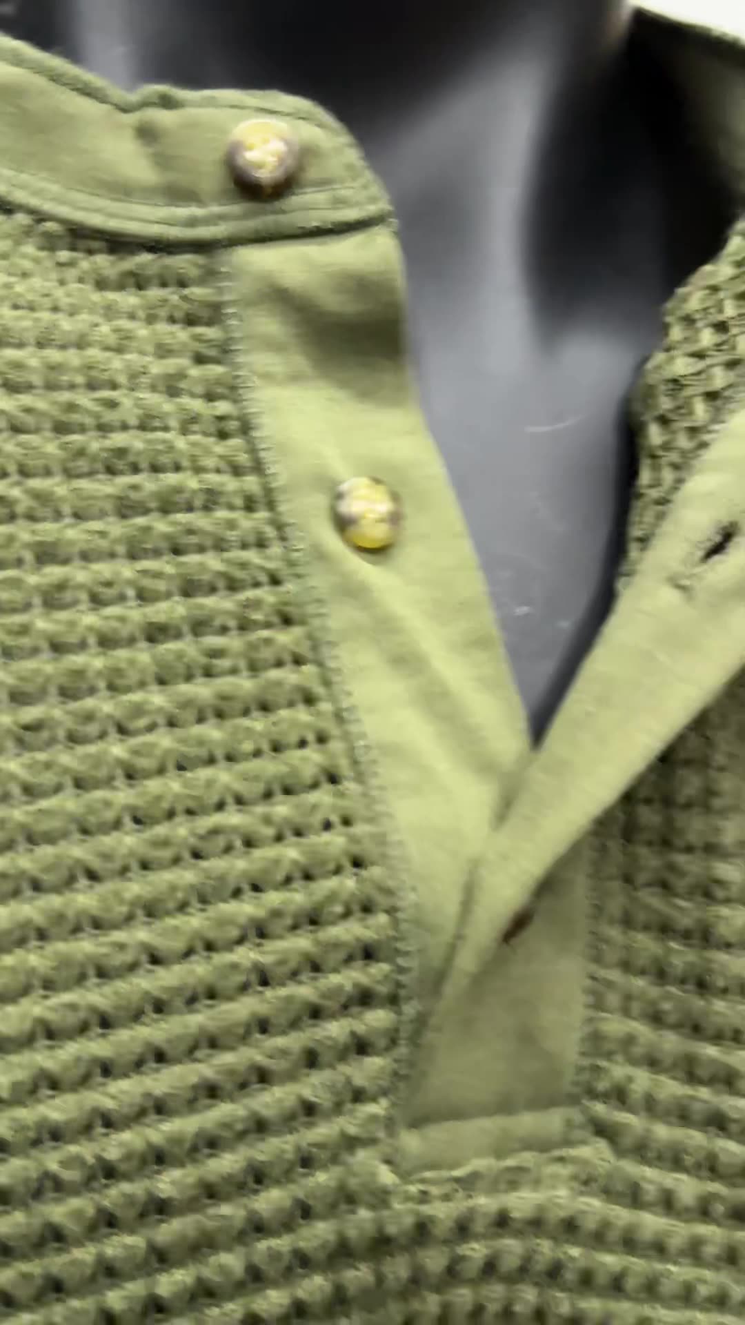 Men's Short-Sleeved Textured Knit Henley T-Shirt Pullover