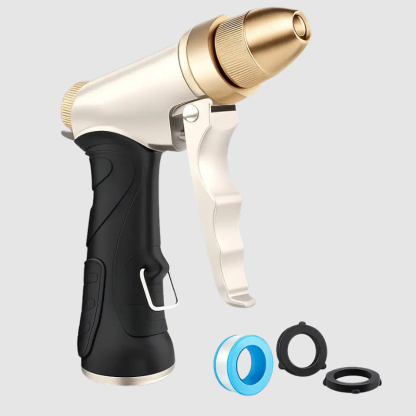 PowerJet entfernt Schmutz bis zu 15× schneller als ein normaler Gartenschlauch