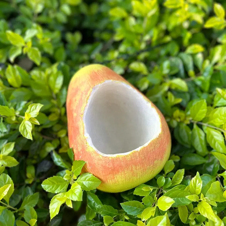 Pear-Shaped Hanging Resin Bird Feeder