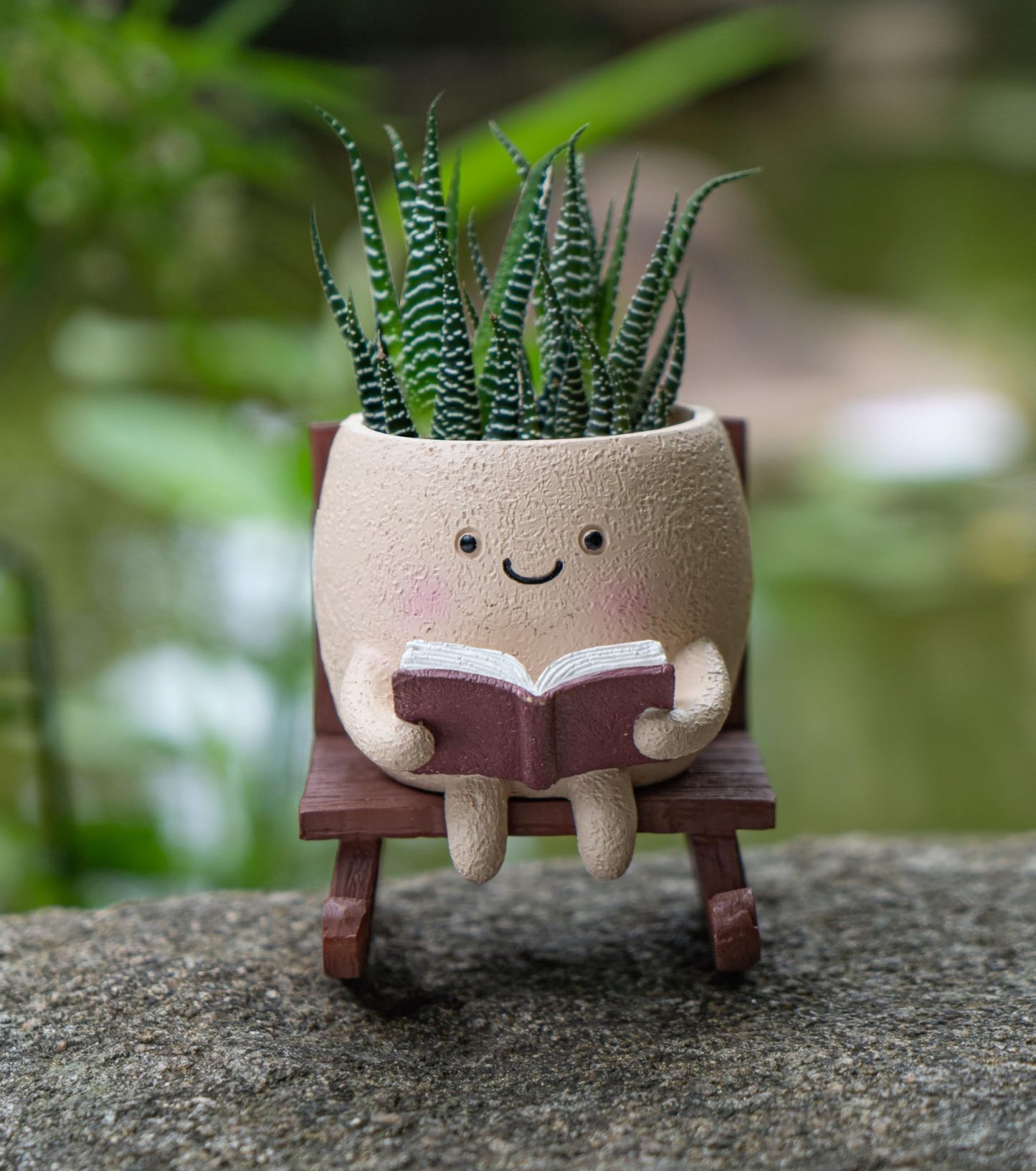 Cute Rocking Chair Smiley Face Planter – Unique Funny Flower Pot with Drainage for Succulents, Ideal Plant Gift for Mother’s Day, Birthday & Christmas