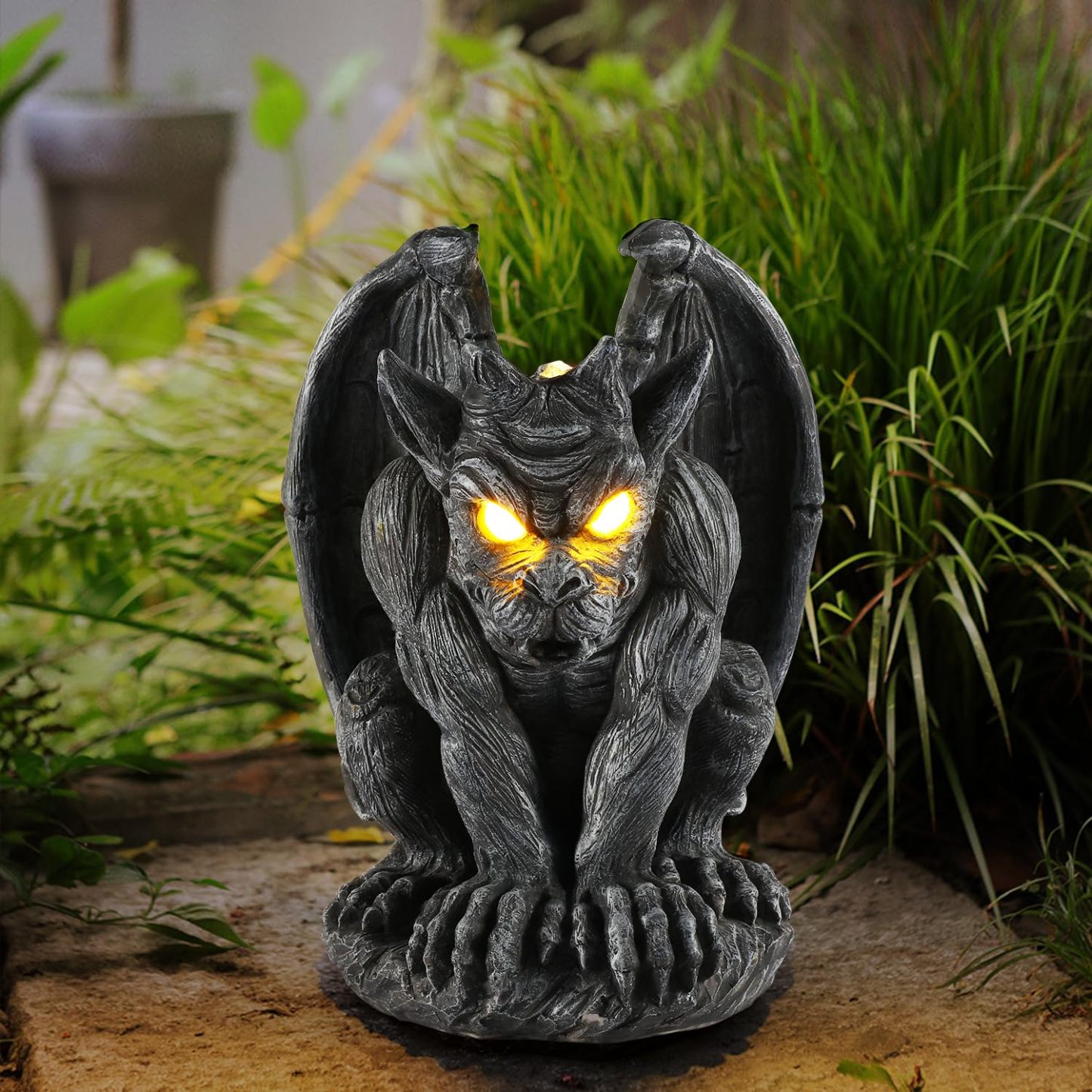 Large Winged Gargoyle Statue with Solar Lights 