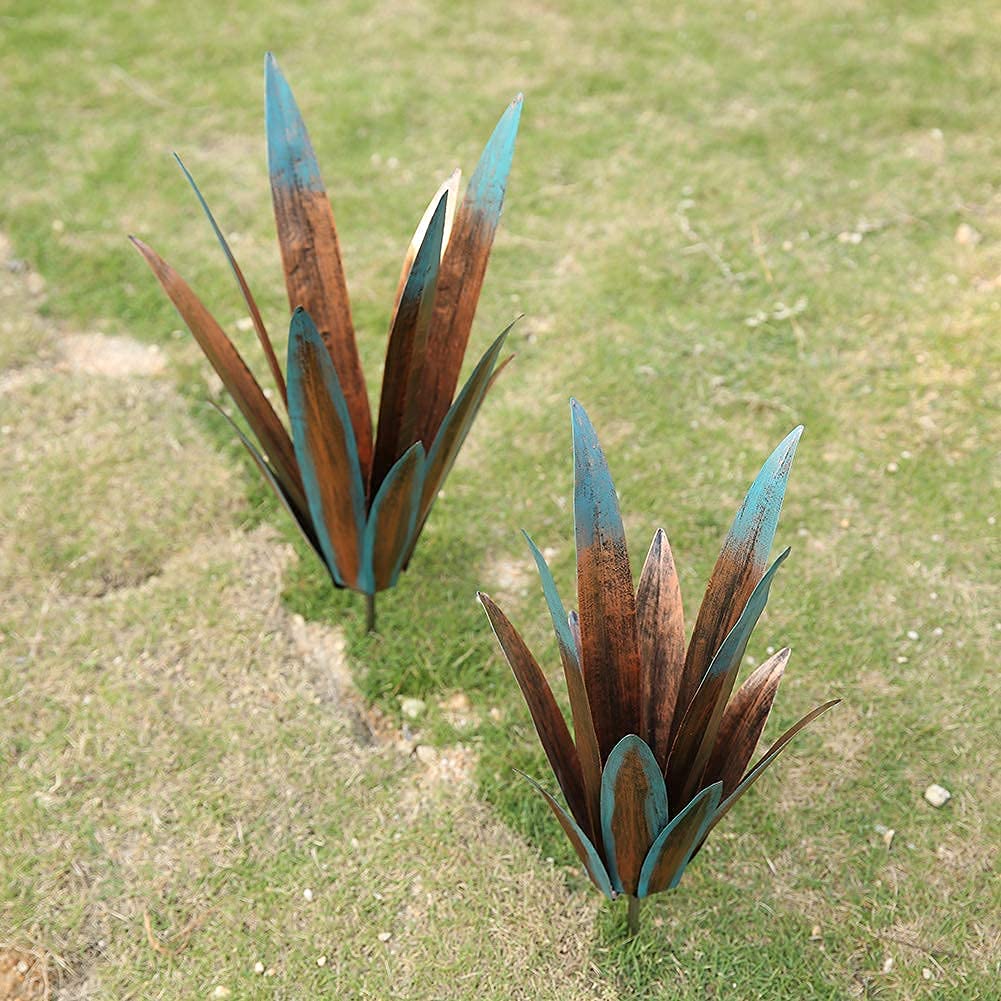 2 Pcs Rustic Tequila Metal Agave Sculpture, Hand Painted Outdoor Garden Stake Ornament, DIY Yard & Lawn Home Decor Figurines