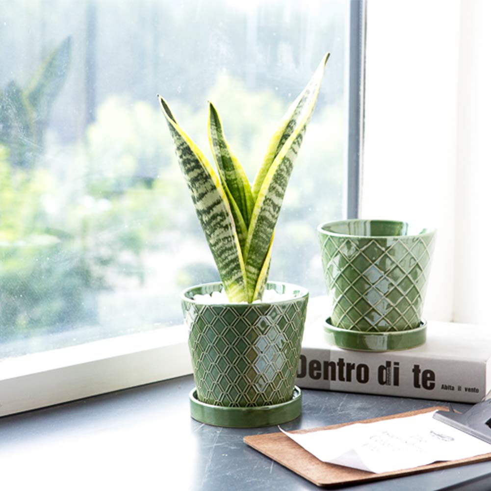 Set of 4 Ceramic Plant Pots, 5 Inch Indoor Flower Planters with Drainage Hole & Matching Tray, Decorative Plant Pots for Home Desktop Office Windowsill, Plants Not Included