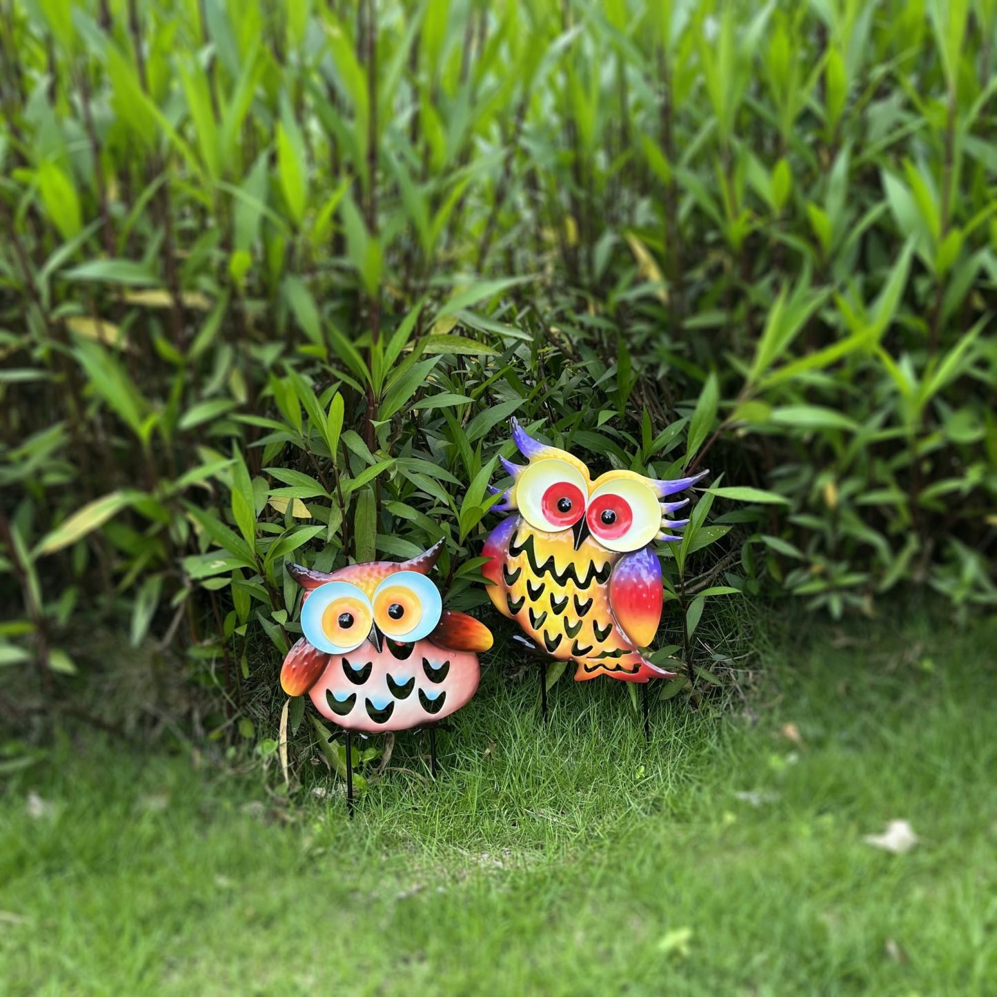 Pack of 2 Vibrant Metal Owl Silhouette Stakes, Rustproof Animal Garden Statues, Outdoor Yard Lawn & Flower Bed Decor Ornaments