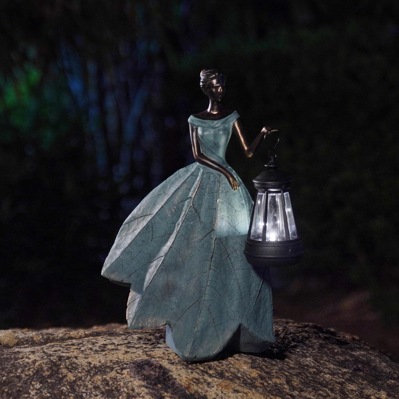 Solar Powered Fairy Statue with LED Lights, Resin Outdoor Garden Figurine Decor for Yard Patio Lawn, Unique Housewarming & Gardening Gifts for Mom & Women, 7.4×5.3×12 In