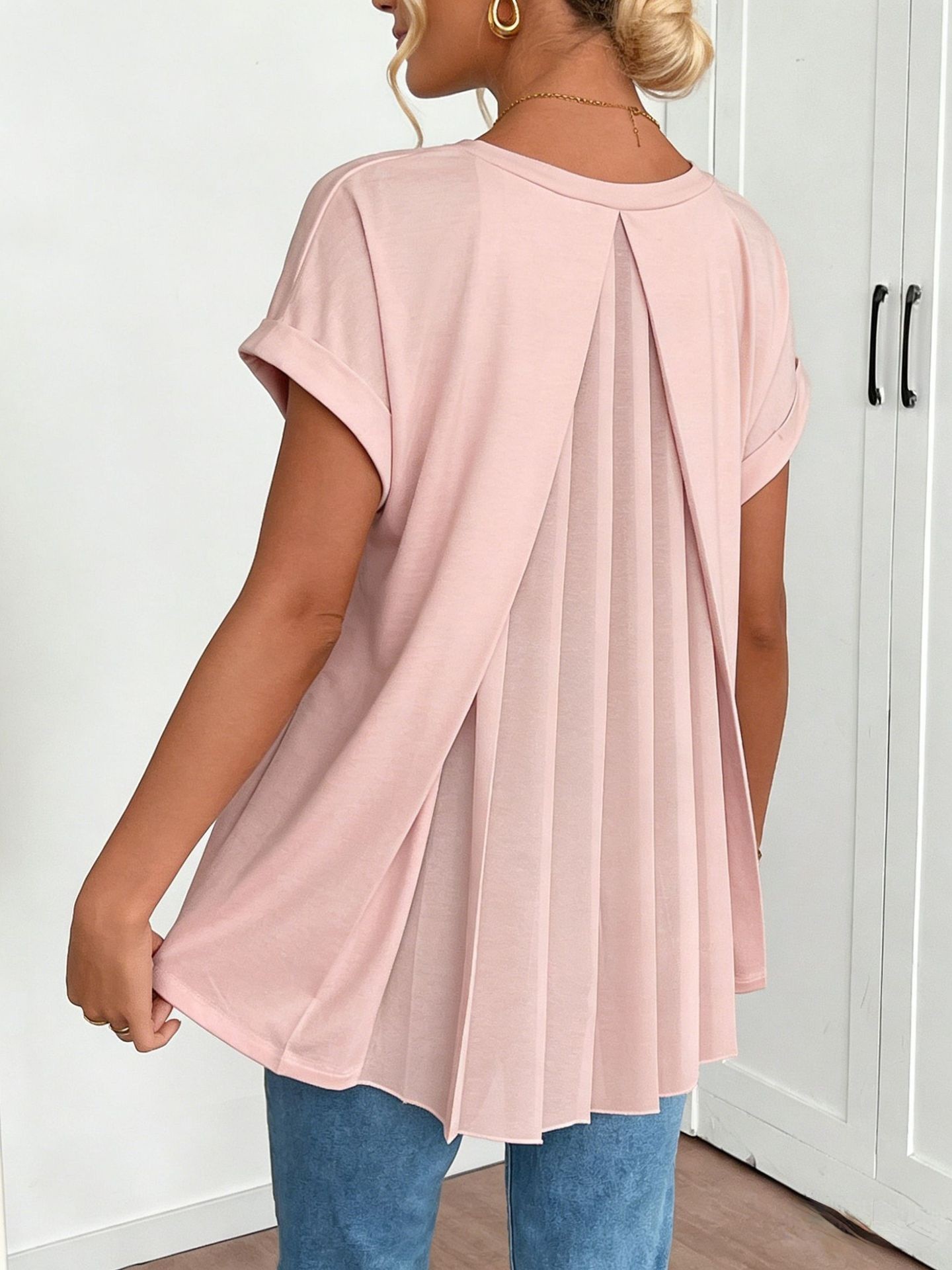 Tyloni | Pleated Back Shirt