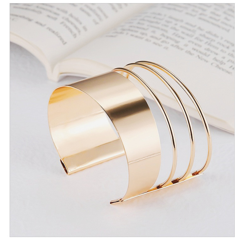 1-piece Multi-layered Metal Polished Bracelet