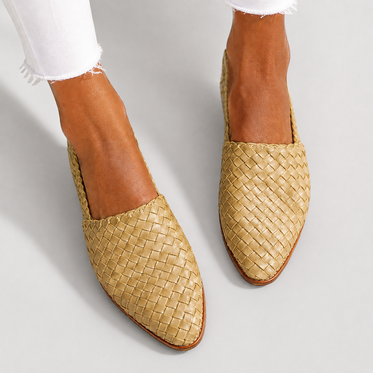 Simonetta – Comfortable Braided Sandals