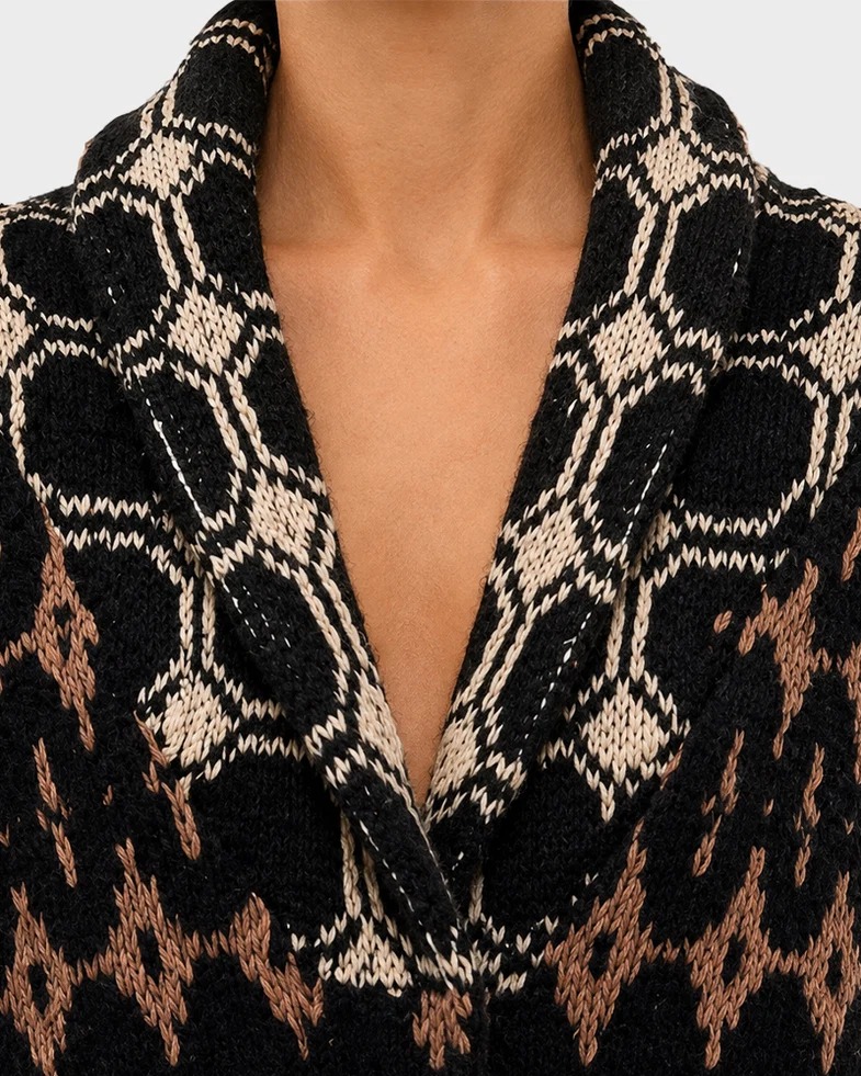 Lapel Collar