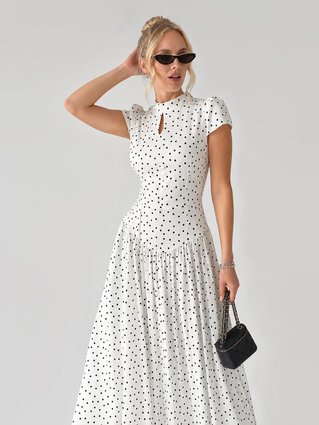 Retro polka dot pleated midi dress