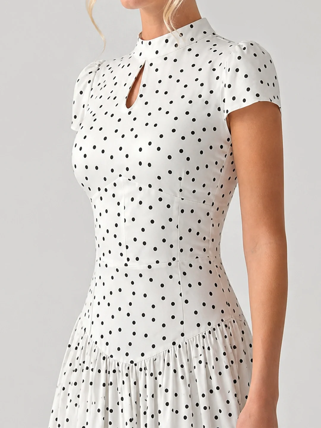Retro polka dot pleated midi dress