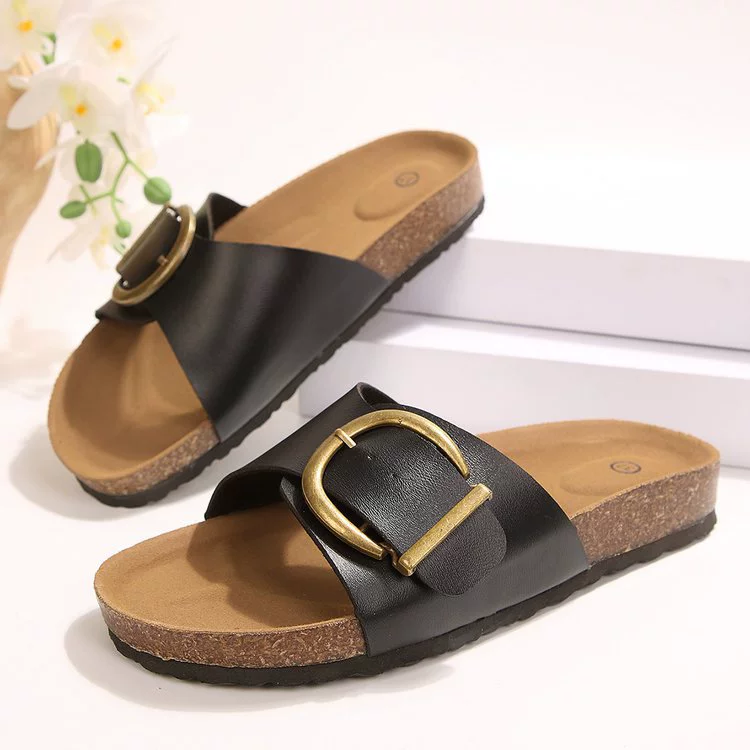 Fashionable retro women's flat sandals