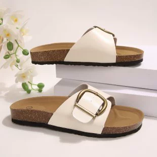 Fashionable retro women's flat sandals