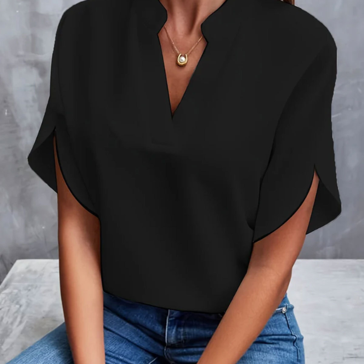 Elegant Women's Top: Solid-Color, Loose-Fit V-Neck Shirt