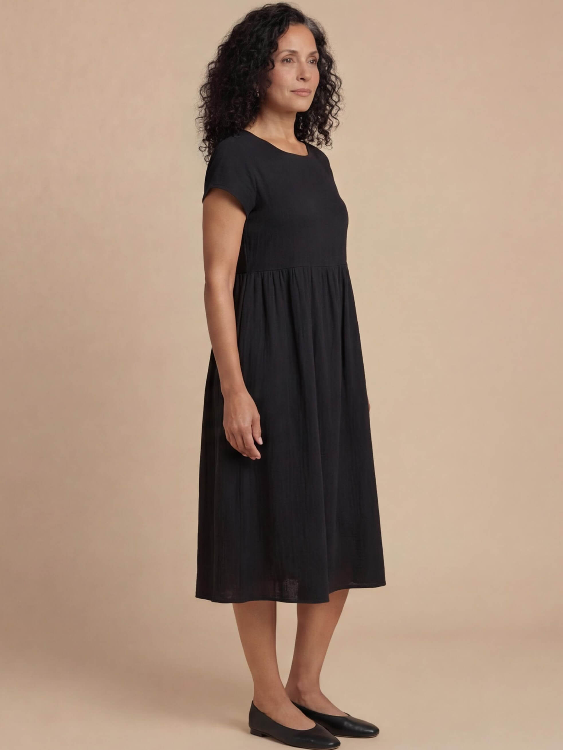 Abito da donna – Abito midi con scollatura rotonda e vestibilità ampia