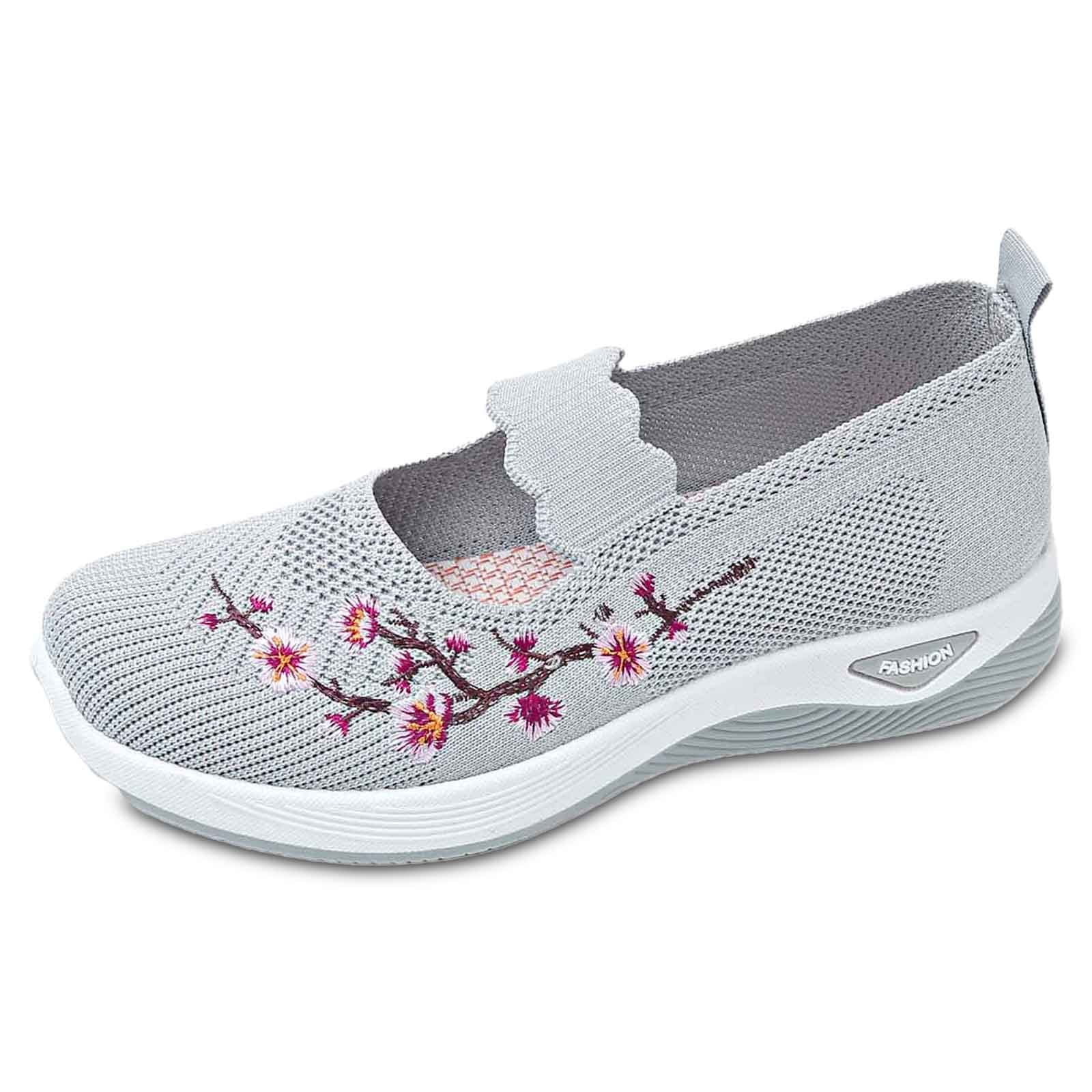  2026 New Women's comfortable breathable knitted sneakers