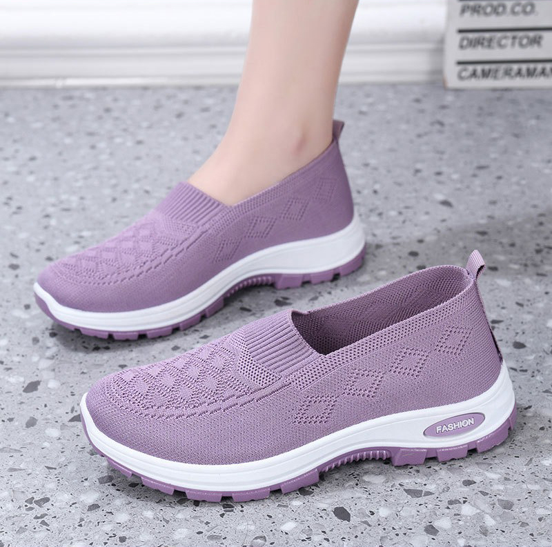  New Women's comfortable breathable knitted sneakers