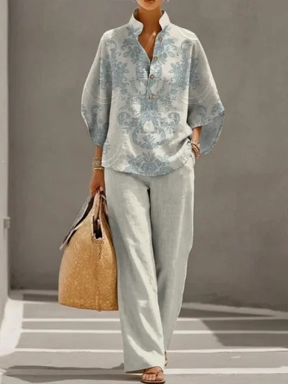 Stand-up collar shirt + wide-leg pants, a relaxed and casual vacation outfit