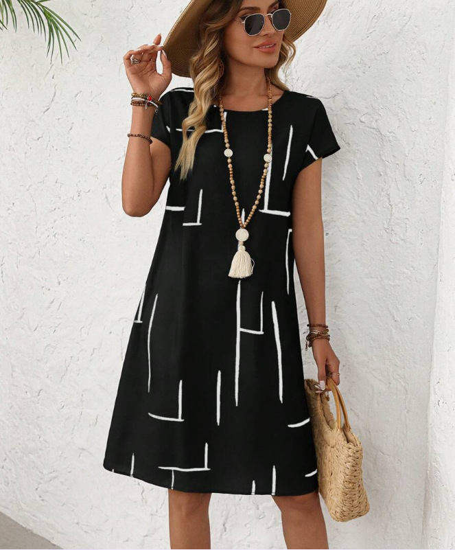 New Summer Arrival: Stylish Round-Neck, Loose-Fit, Short-Sleeve Dress