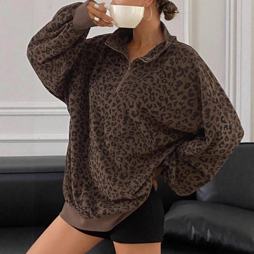 MINDI - Cozy Leopard Print Sweatshirt